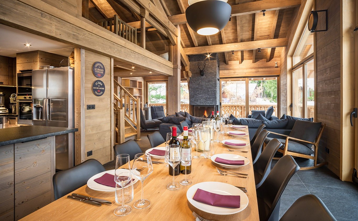 Chalet de Mon Pere dining living