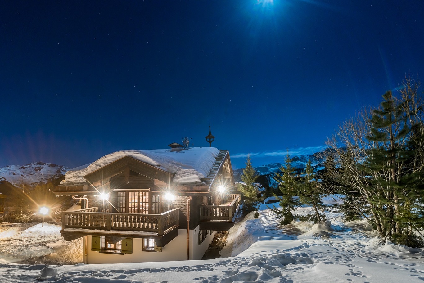 Chalet Namaste Courchevel 1850 View from the Piste