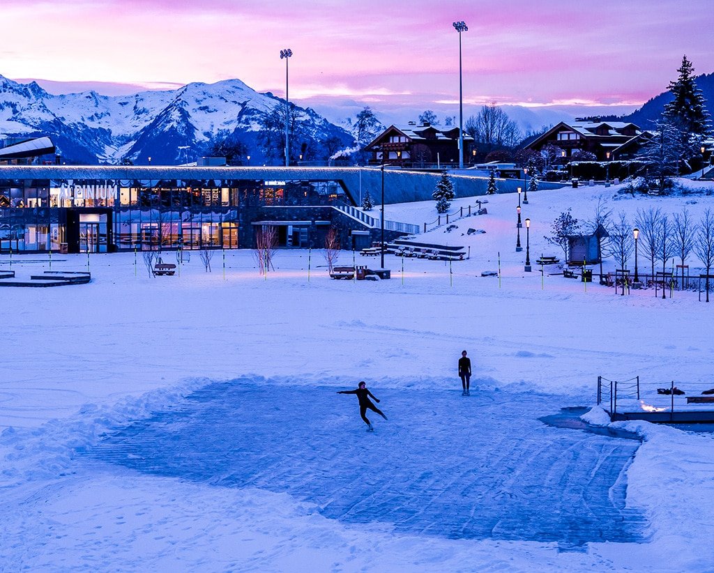 Ice skating on Le Praz Lake