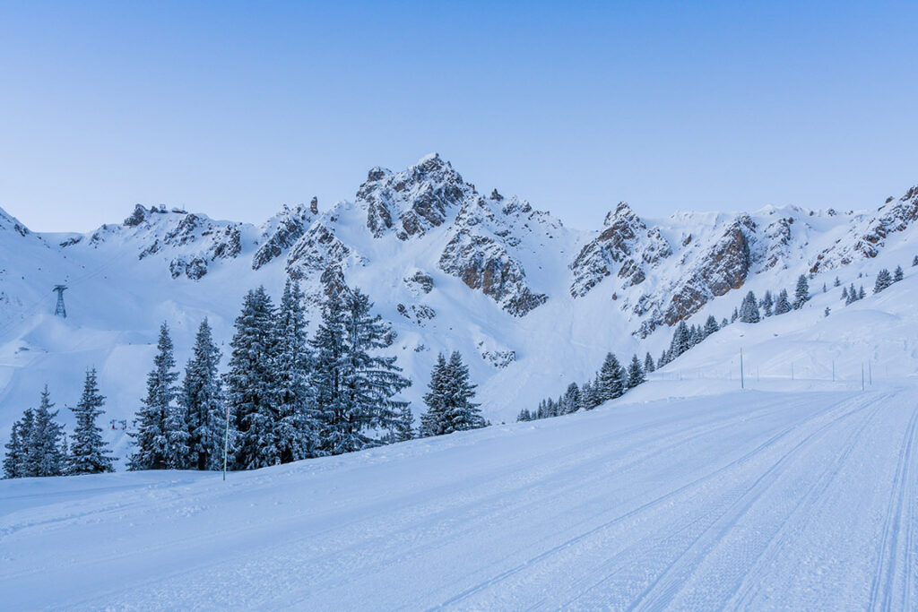 Learn to ski in Courchevel 1850